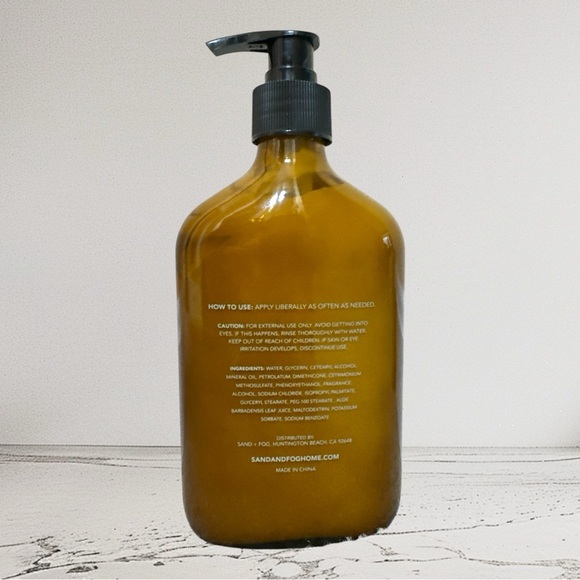 Sand + Fog Santal & Vanilla Body Lotion - Picture 2 of 2